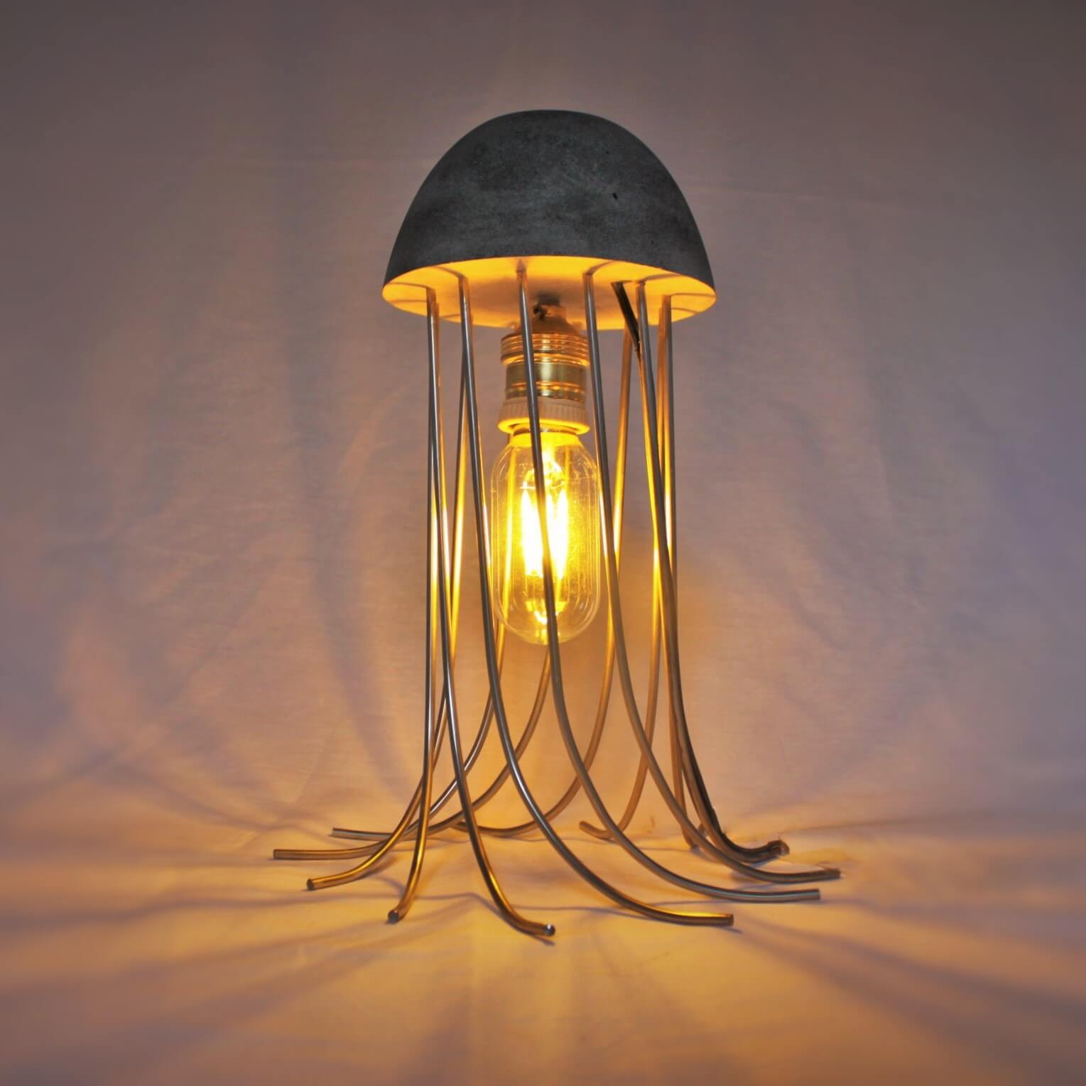 Trinity lamp 13
